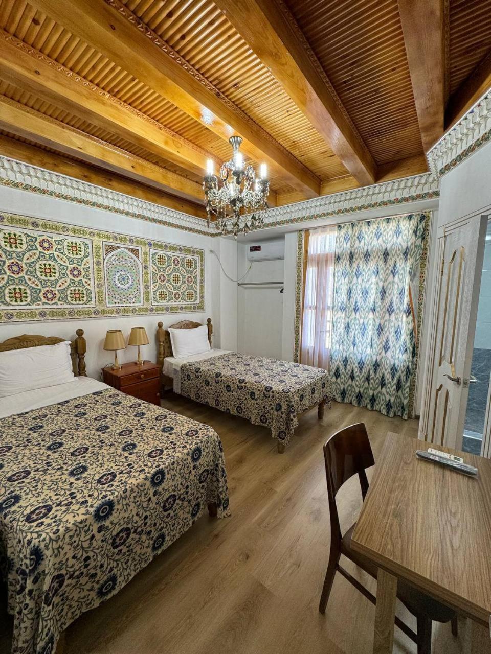 B-House Boutique With Terrace Hotell Buchara Exteriör bild