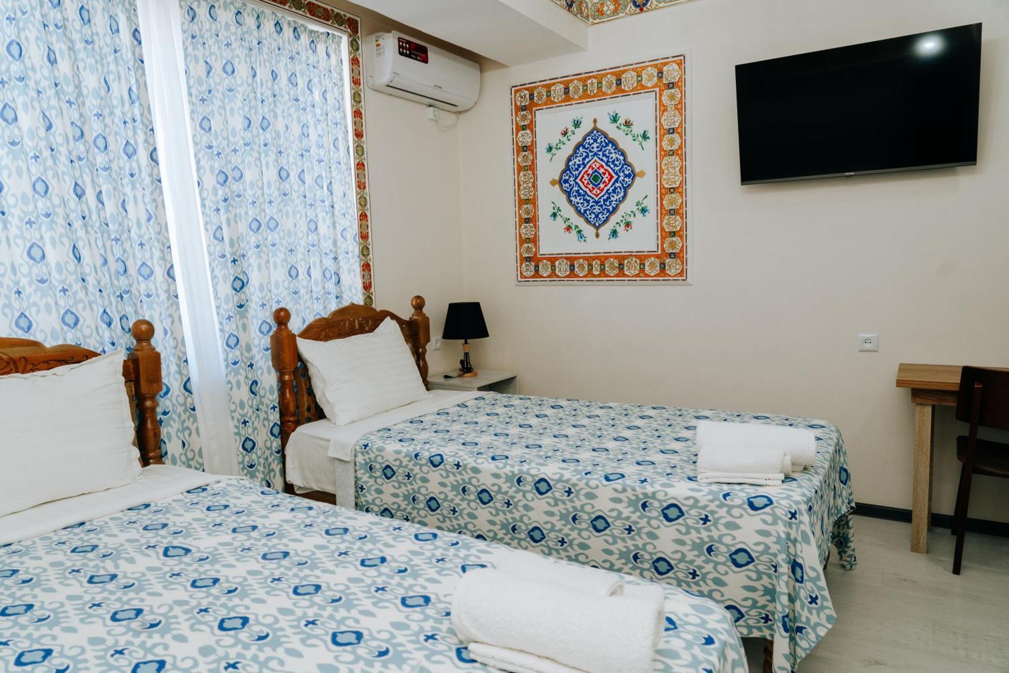 B-House Boutique With Terrace Hotell Buchara Exteriör bild
