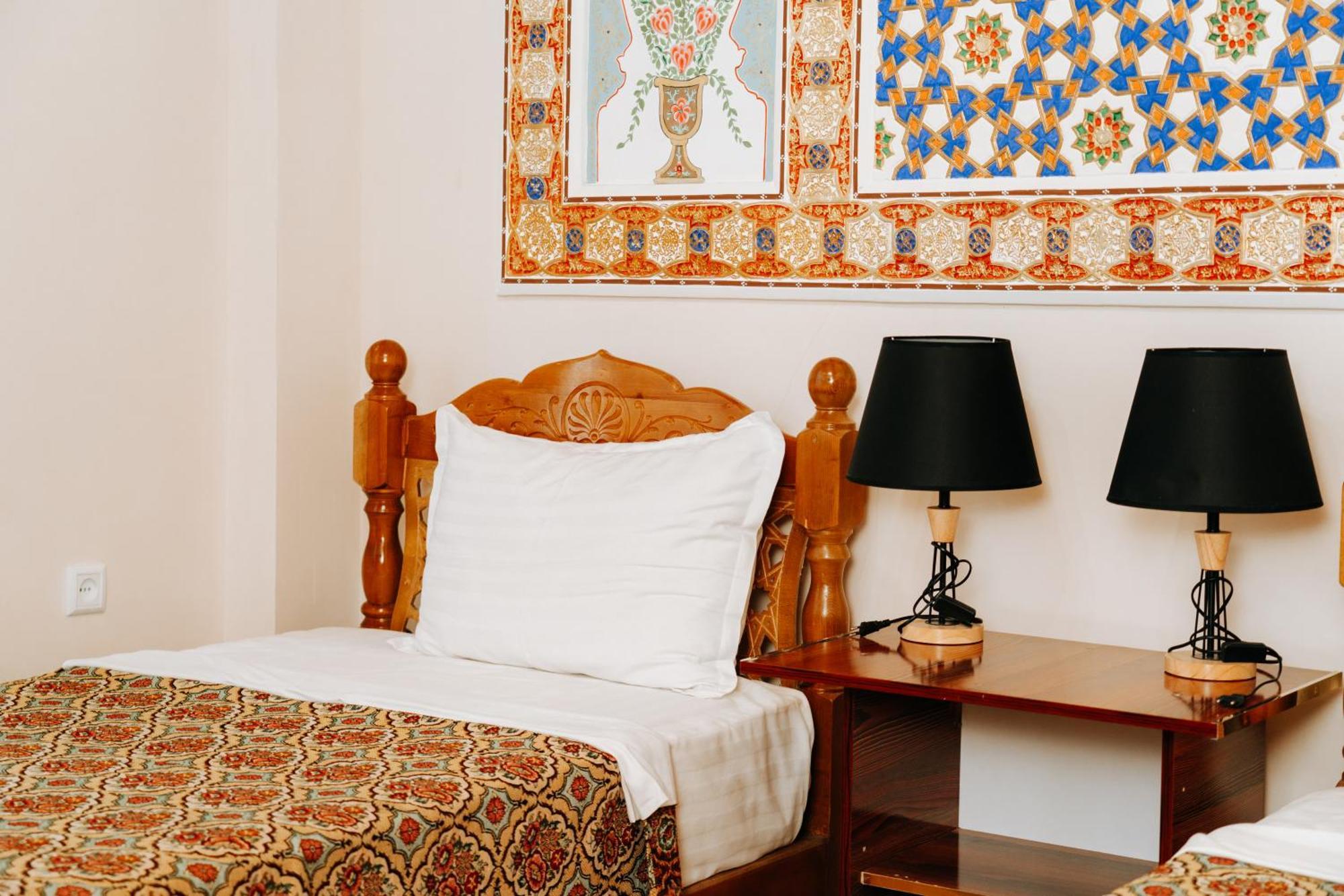 B-House Boutique With Terrace Hotell Buchara Exteriör bild