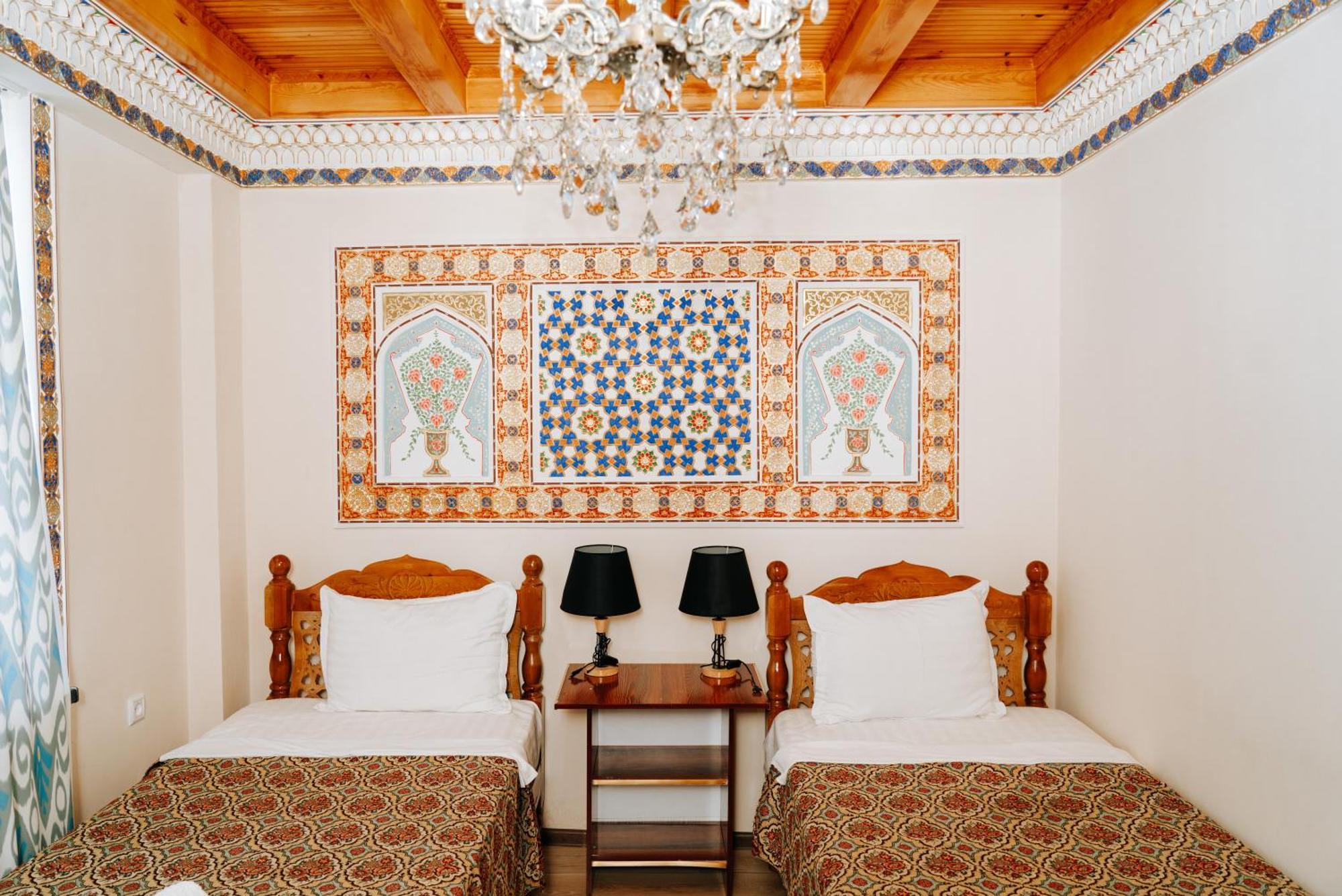 B-House Boutique With Terrace Hotell Buchara Exteriör bild