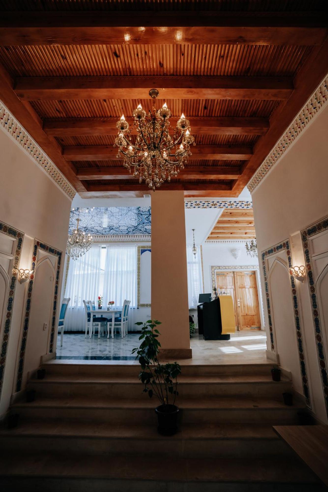 B-House Boutique With Terrace Hotell Buchara Exteriör bild