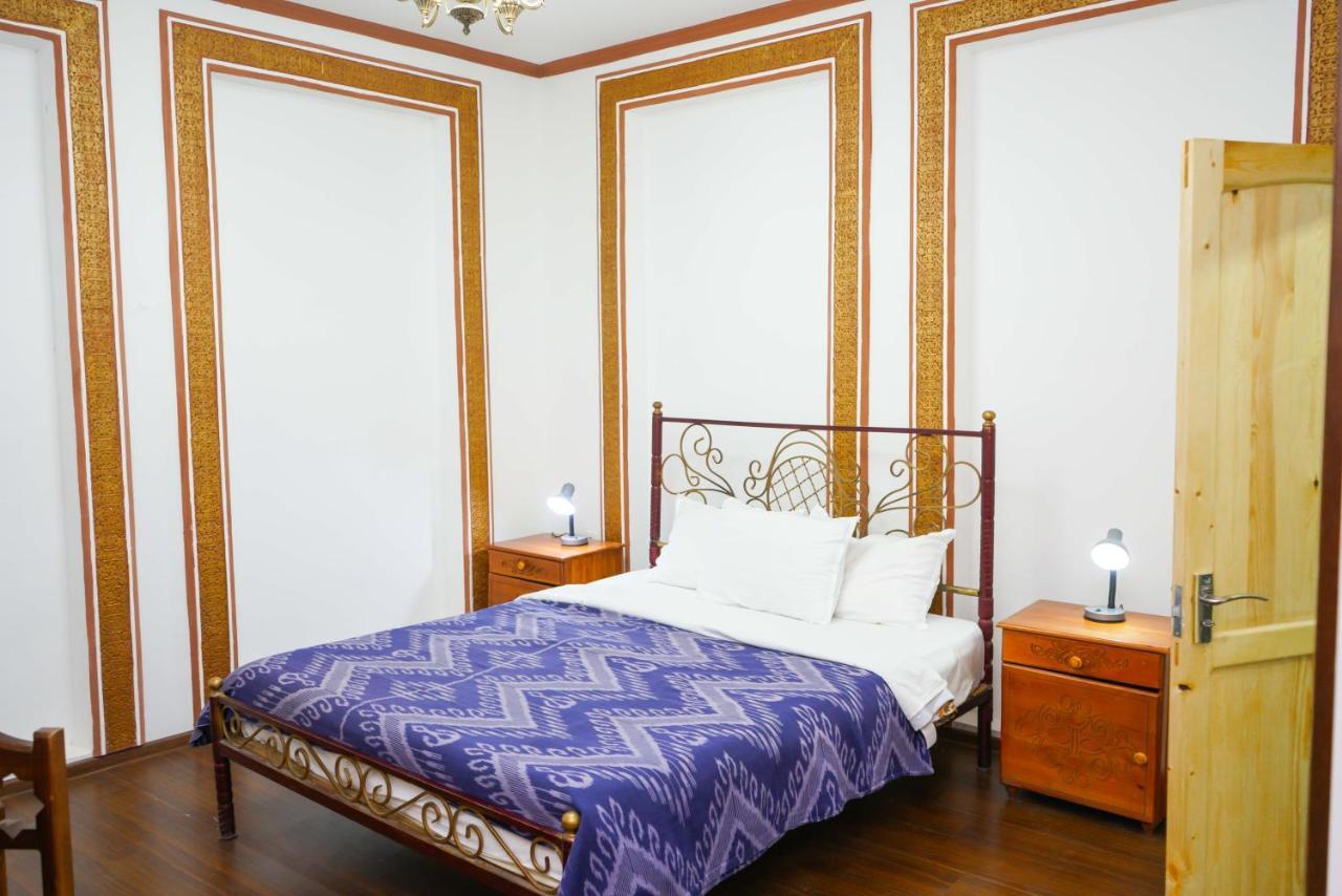 B-House Boutique With Terrace Hotell Buchara Exteriör bild